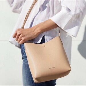 Samara Minimalist Tan Crossbody Bag for Women